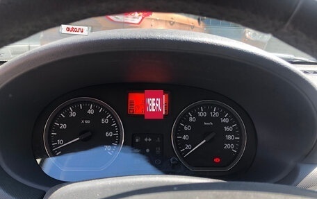 Renault Sandero I, 2013 год, 975 000 рублей, 3 фотография