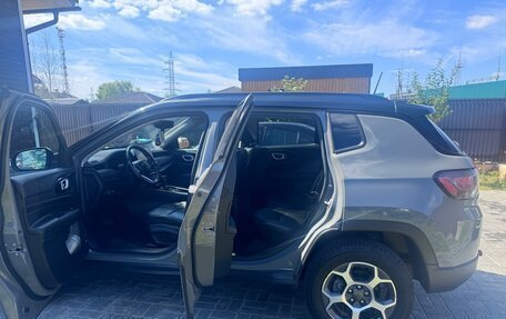 Jeep Compass II, 2022 год, 2 800 000 рублей, 4 фотография