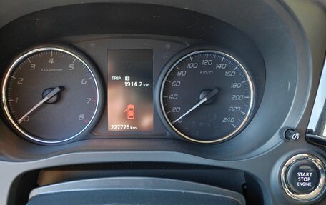 Mitsubishi Outlander III рестайлинг 3, 2013 год, 1 200 000 рублей, 10 фотография