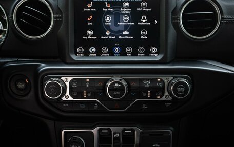 Jeep Wrangler, 2022 год, 5 250 000 рублей, 26 фотография