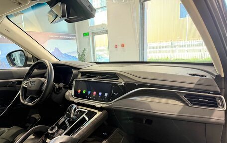 Geely Atlas, 2024 год, 2 300 000 рублей, 10 фотография