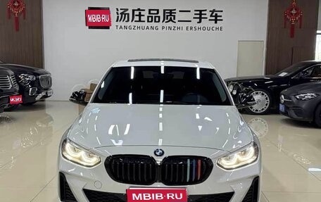 BMW 1 серия, 2021 год, 1 590 000 рублей, 1 фотография