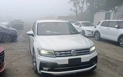 Volkswagen Tiguan II, 2019 год, 2 100 000 рублей, 1 фотография