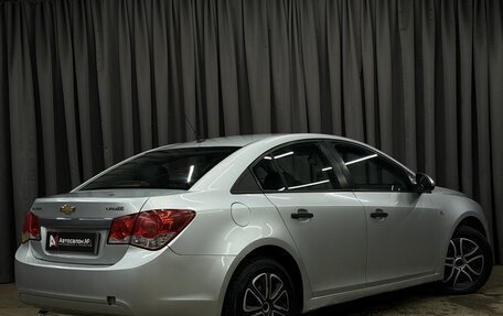 Chevrolet Cruze II, 2011 год, 499 777 рублей, 2 фотография