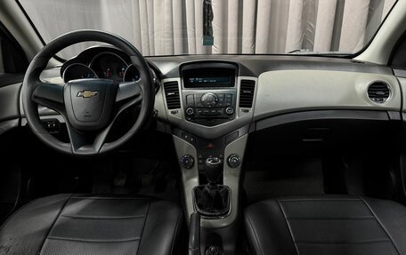 Chevrolet Cruze II, 2011 год, 499 777 рублей, 9 фотография