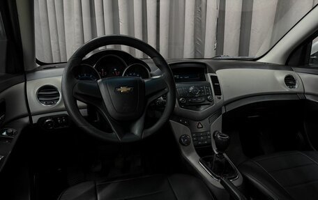 Chevrolet Cruze II, 2011 год, 499 777 рублей, 10 фотография