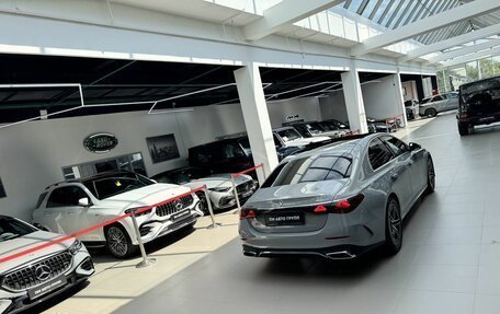 Mercedes-Benz E-Класс, 2026 год, 9 890 000 рублей, 36 фотография