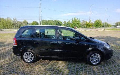 Opel Zafira B, 2012 год, 600 000 рублей, 16 фотография