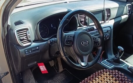 KIA Sportage IV рестайлинг, 2016 год, 1 600 000 рублей, 9 фотография