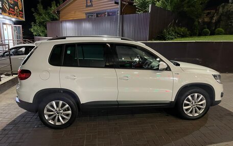 Volkswagen Tiguan I, 2016 год, 1 450 000 рублей, 4 фотография