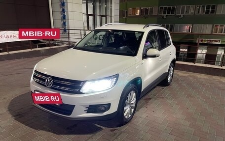 Volkswagen Tiguan I, 2016 год, 1 450 000 рублей, 2 фотография
