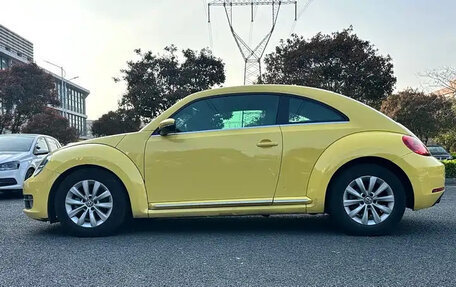 Volkswagen Beetle, 2016 год, 990 222 рублей, 9 фотография