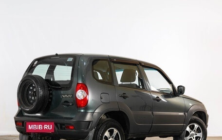Chevrolet Niva I рестайлинг, 2018 год, 789 000 рублей, 7 фотография