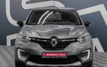 Renault Kaptur I рестайлинг, 2021 год, 1 799 900 рублей, 2 фотография