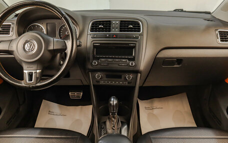 Volkswagen Polo VI (EU Market), 2012 год, 1 039 000 рублей, 16 фотография