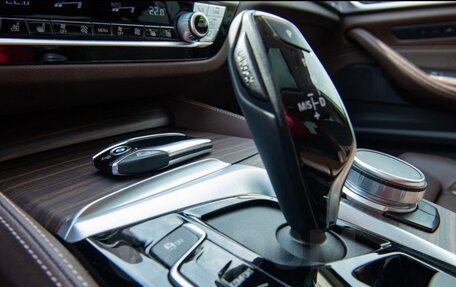 BMW 5 серия, 2019 год, 4 120 000 рублей, 15 фотография