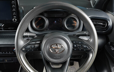 Toyota Yaris, 2020 год, 1 529 000 рублей, 14 фотография