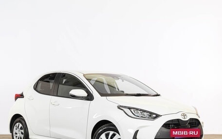 Toyota Yaris, 2020 год, 1 529 000 рублей, 2 фотография