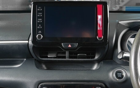 Toyota Yaris, 2020 год, 1 529 000 рублей, 17 фотография