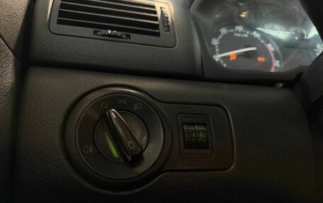 Skoda Octavia IV, 2010 год, 499 900 рублей, 10 фотография