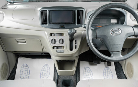 Daihatsu Mira e:S I рестайлинг, 2015 год, 749 000 рублей, 13 фотография