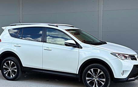 Toyota RAV4, 2015 год, 1 890 000 рублей, 7 фотография