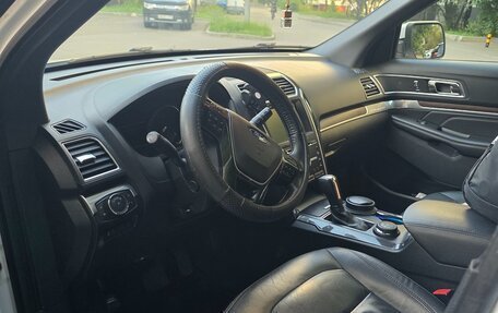 Ford Explorer VI, 2016 год, 2 600 000 рублей, 7 фотография