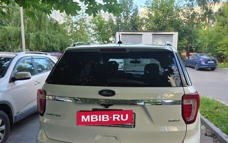 Ford Explorer VI, 2016 год, 2 600 000 рублей, 4 фотография