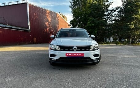 Volkswagen Tiguan II, 2019 год, 2 299 999 рублей, 2 фотография