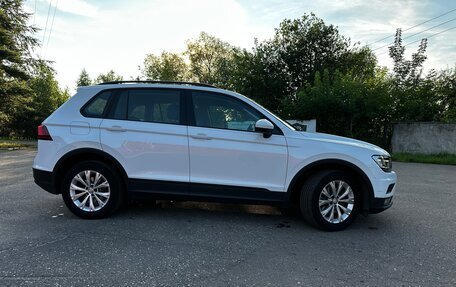 Volkswagen Tiguan II, 2019 год, 2 299 999 рублей, 4 фотография