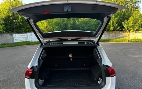 Volkswagen Tiguan II, 2019 год, 2 299 999 рублей, 12 фотография