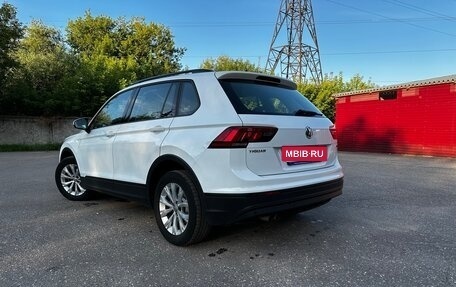 Volkswagen Tiguan II, 2019 год, 2 299 999 рублей, 7 фотография