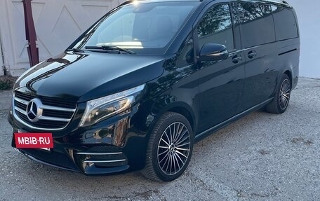 Mercedes-Benz V-Класс, 2018 год, 4 900 000 рублей, 6 фотография