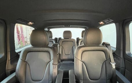 Mercedes-Benz V-Класс, 2018 год, 4 900 000 рублей, 16 фотография