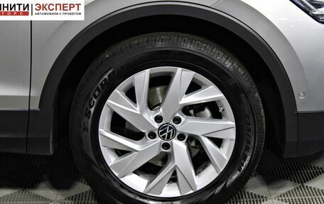 Volkswagen Tiguan II, 2021 год, 3 057 000 рублей, 10 фотография
