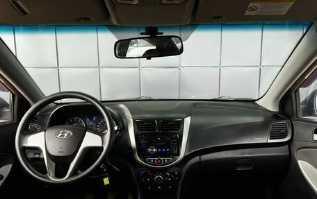 Hyundai Solaris II рестайлинг, 2012 год, 769 000 рублей, 14 фотография