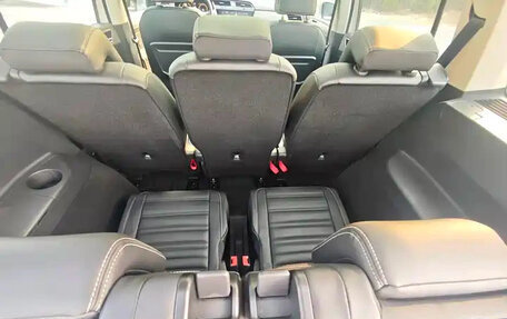 Volkswagen Touran III, 2022 год, 1 900 004 рублей, 29 фотография