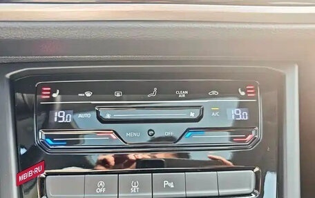 Volkswagen Touran III, 2022 год, 1 900 004 рублей, 15 фотография