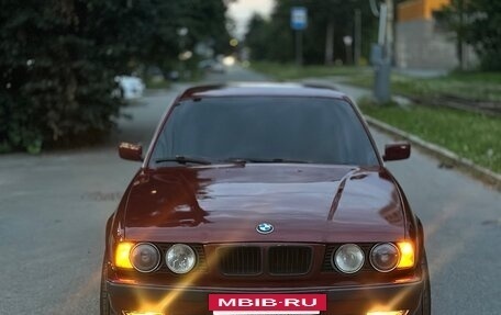 BMW 5 серия, 1994 год, 450 000 рублей, 2 фотография