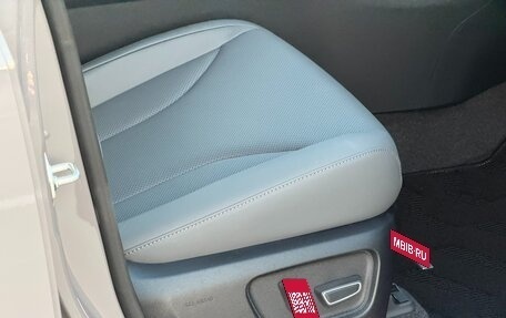 Toyota RAV4, 2026 год, 4 020 000 рублей, 16 фотография