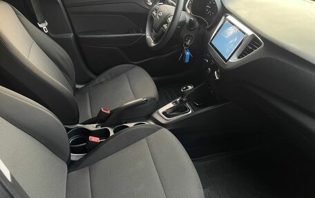 Hyundai Solaris II рестайлинг, 2018 год, 1 290 000 рублей, 16 фотография