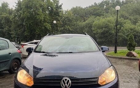 Volkswagen Golf VI, 2011 год, 900 000 рублей, 2 фотография