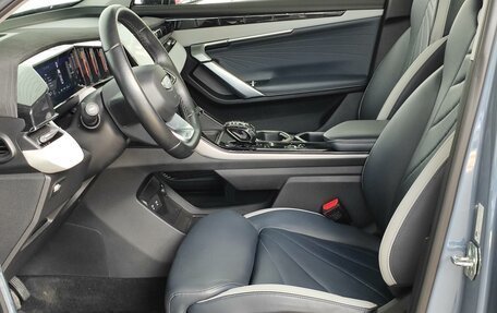 Geely Atlas, 2024 год, 2 499 000 рублей, 14 фотография