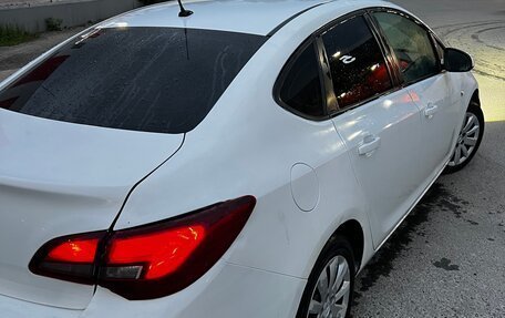 Opel Astra J, 2013 год, 490 000 рублей, 5 фотография