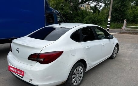 Opel Astra J, 2013 год, 490 000 рублей, 15 фотография