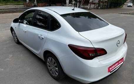 Opel Astra J, 2013 год, 490 000 рублей, 13 фотография