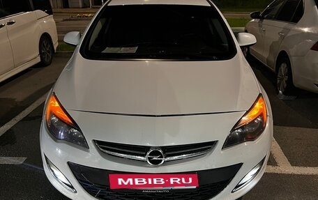 Opel Astra J, 2013 год, 490 000 рублей, 22 фотография