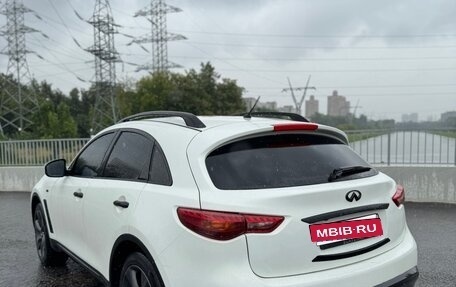 Infiniti QX70, 2014 год, 2 335 000 рублей, 3 фотография