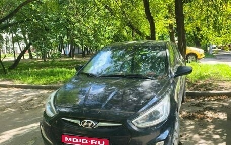 Hyundai Solaris II рестайлинг, 2013 год, 750 000 рублей, 2 фотография