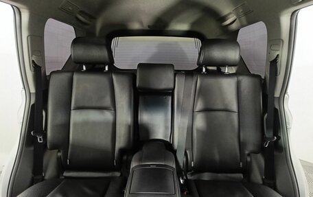 Toyota Land Cruiser Prado 150 рестайлинг 2, 2010 год, 2 450 000 рублей, 14 фотография